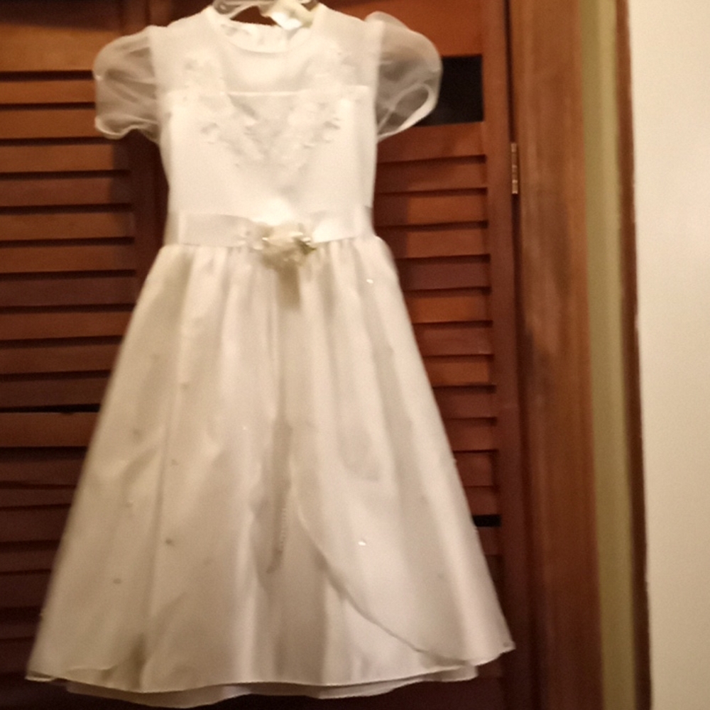 Girls communion or flower girl dress sz 7